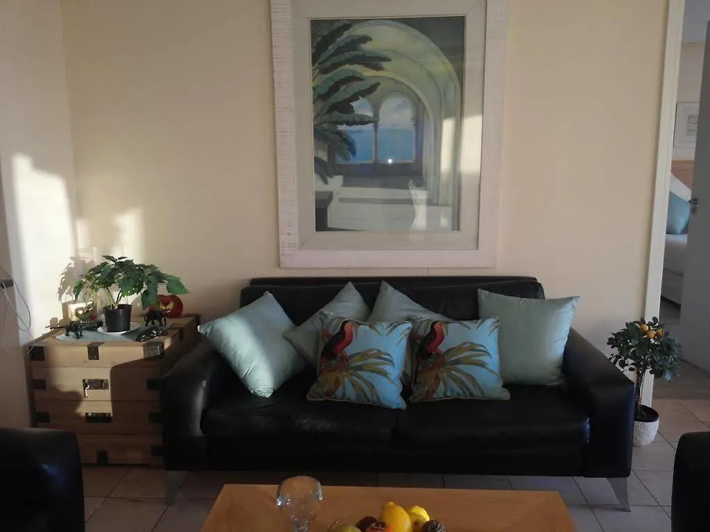 Parama 102 Cape Town Apartment